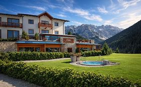 Hotel Fanes